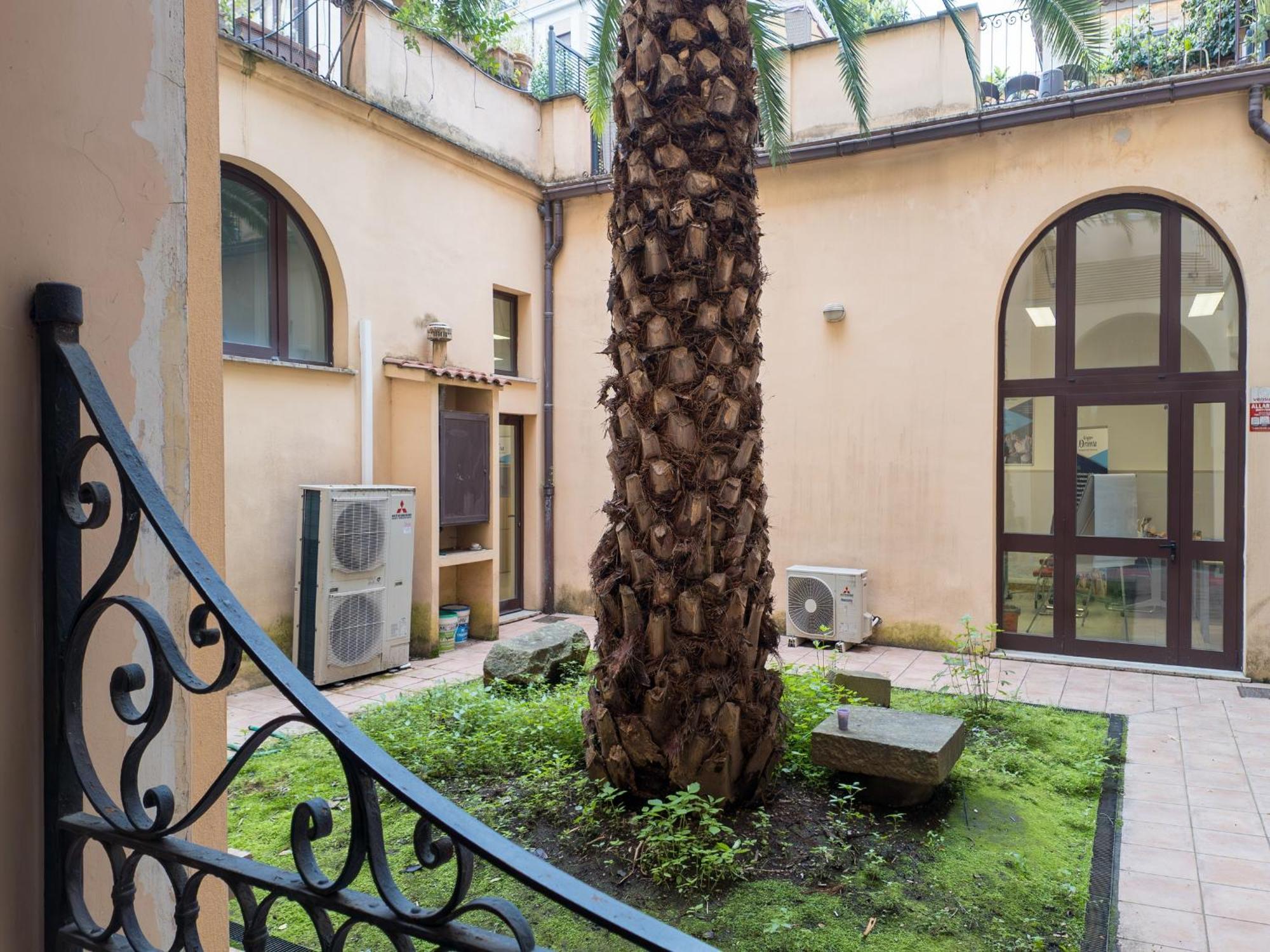 The Rent - Charming Flat Near Colosseo Rom